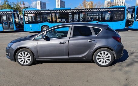 Opel Astra J, 2011 год, 900 000 рублей, 4 фотография