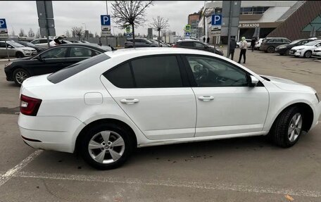 Skoda Octavia, 2017 год, 1 080 000 рублей, 7 фотография
