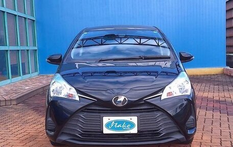 Toyota Vitz, 2017 год, 870 000 рублей, 2 фотография