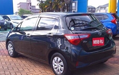 Toyota Vitz, 2017 год, 870 000 рублей, 6 фотография