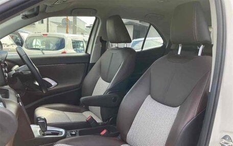 Toyota Yaris Cross, 2023 год, 1 495 000 рублей, 15 фотография
