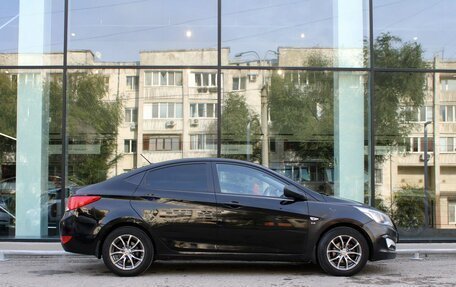 Hyundai Solaris II рестайлинг, 2015 год, 1 040 000 рублей, 4 фотография
