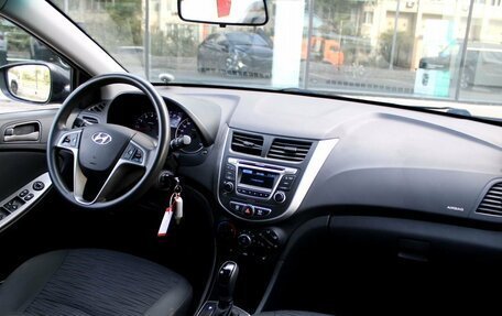 Hyundai Solaris II рестайлинг, 2015 год, 1 040 000 рублей, 9 фотография