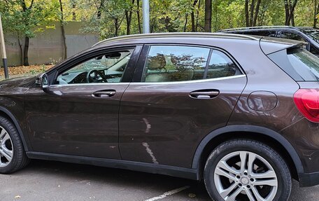 Mercedes-Benz GLA, 2015 год, 1 820 000 рублей, 2 фотография