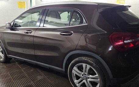 Mercedes-Benz GLA, 2015 год, 1 820 000 рублей, 15 фотография