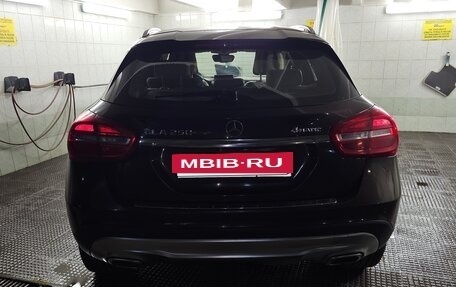 Mercedes-Benz GLA, 2015 год, 1 820 000 рублей, 13 фотография