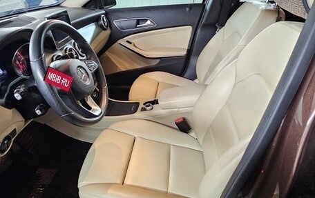 Mercedes-Benz GLA, 2015 год, 1 820 000 рублей, 21 фотография