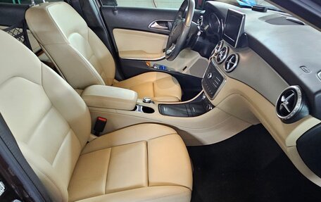 Mercedes-Benz GLA, 2015 год, 1 820 000 рублей, 24 фотография