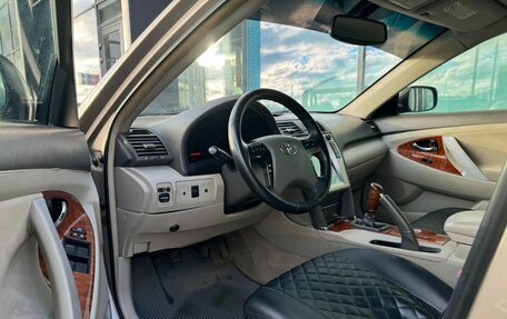 Toyota Camry, 2007 год, 650 000 рублей, 10 фотография