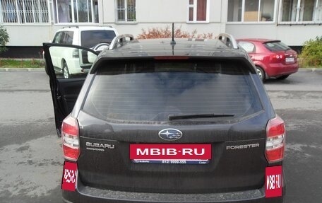 Subaru Forester, 2014 год, 1 350 000 рублей, 7 фотография
