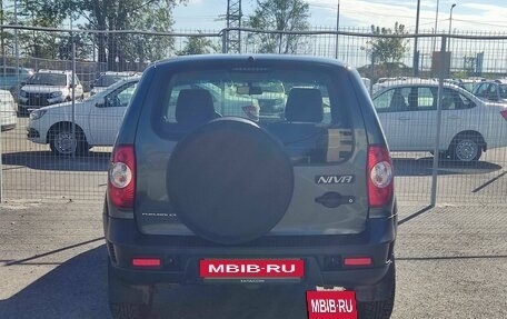 Chevrolet Niva I рестайлинг, 2016 год, 760 000 рублей, 4 фотография