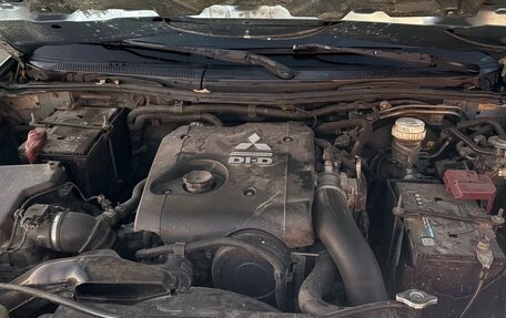 Mitsubishi L200 IV рестайлинг, 2007 год, 900 000 рублей, 16 фотография
