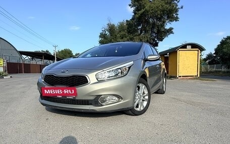 KIA cee'd III, 2014 год, 1 300 000 рублей, 2 фотография