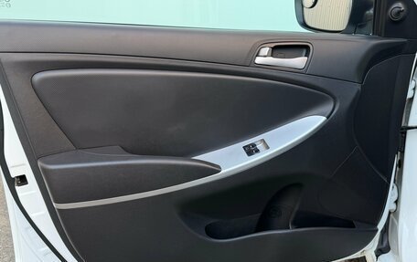 Hyundai Solaris II рестайлинг, 2013 год, 845 000 рублей, 21 фотография