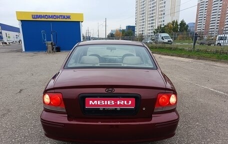 Hyundai Sonata IV рестайлинг, 2001 год, 265 000 рублей, 1 фотография