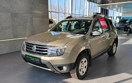 Renault Duster I рестайлинг, 2014 год, 1 049 000 рублей, 3 фотография