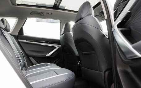 Geely Atlas, 2026 год, 14 фотография