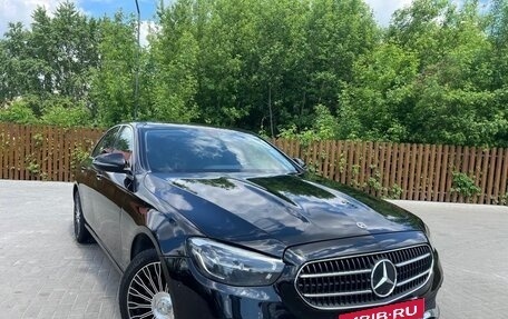 Mercedes-Benz E-Класс, 2021 год, 2 640 000 рублей, 4 фотография