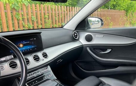 Mercedes-Benz E-Класс, 2021 год, 2 640 000 рублей, 16 фотография
