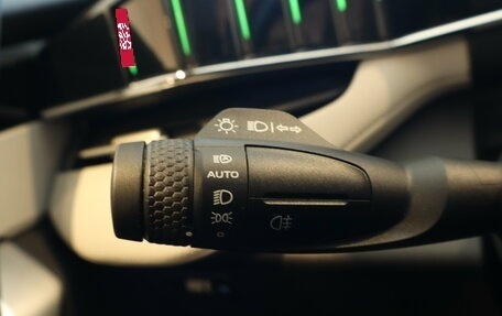 Geely Atlas, 2023 год, 2 599 000 рублей, 10 фотография