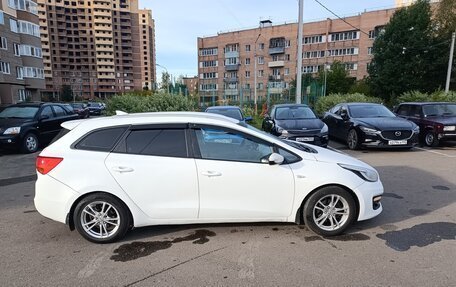 KIA cee'd III, 2017 год, 900 000 рублей, 2 фотография
