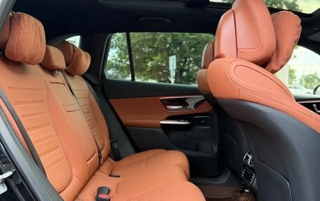 Mercedes-Benz GLC, 2024 год, 6 000 000 рублей, 7 фотография