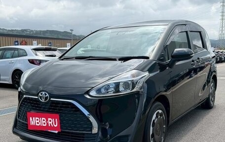 Toyota Sienta II, 2022 год, 1 275 004 рублей, 3 фотография