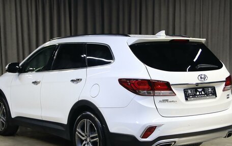 Hyundai Santa Fe III рестайлинг, 2017 год, 1 999 000 рублей, 4 фотография