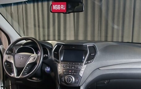 Hyundai Santa Fe III рестайлинг, 2017 год, 1 999 000 рублей, 5 фотография