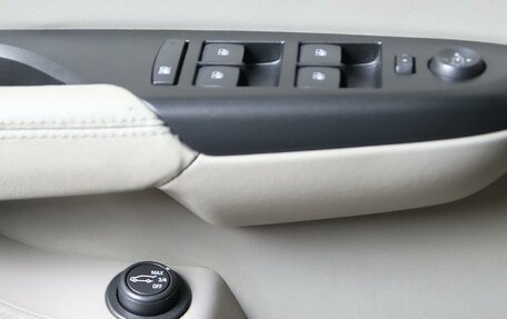 Cadillac SRX II рестайлинг, 2012 год, 1 099 000 рублей, 11 фотография
