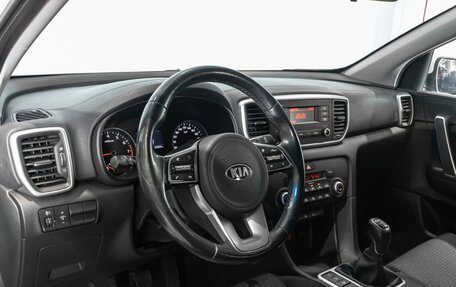 KIA Sportage IV рестайлинг, 2021 год, 2 132 500 рублей, 5 фотография