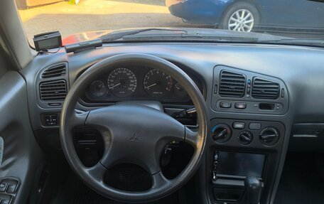 Mitsubishi Galant VIII, 1994 год, 280 000 рублей, 9 фотография