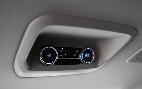 Volkswagen Caravelle, 2025 год, 6 490 000 рублей, 14 фотография