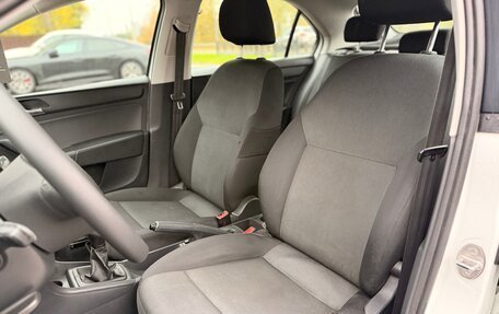 Skoda Rapid I, 2016 год, 800 000 рублей, 24 фотография