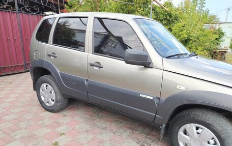 Chevrolet Niva I рестайлинг, 2012 год, 445 000 рублей, 3 фотография