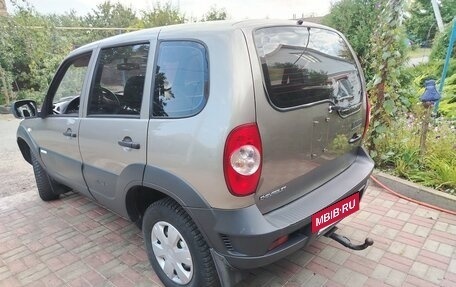 Chevrolet Niva I рестайлинг, 2012 год, 445 000 рублей, 5 фотография