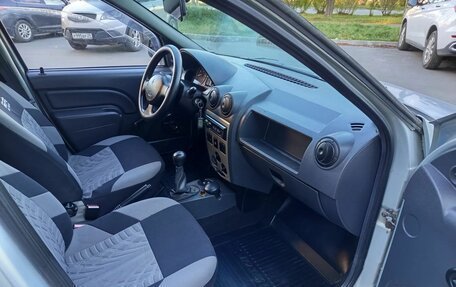 Renault Logan I, 2006 год, 210 000 рублей, 13 фотография