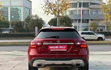 Mercedes-Benz GLA, 2017 год, 2 000 000 рублей, 5 фотография