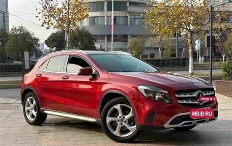 Mercedes-Benz GLA, 2017 год, 2 000 000 рублей, 3 фотография