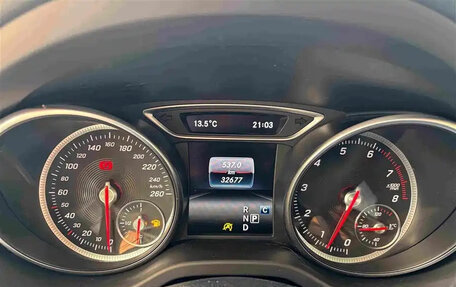 Mercedes-Benz GLA, 2017 год, 2 000 000 рублей, 12 фотография