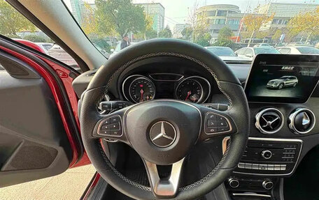 Mercedes-Benz GLA, 2017 год, 2 000 000 рублей, 11 фотография