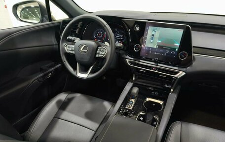 Lexus RX IV рестайлинг, 2025 год, 7 890 000 рублей, 17 фотография