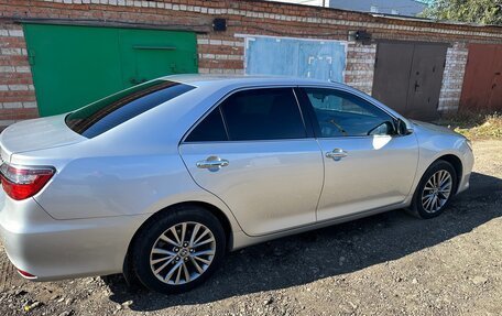 Toyota Camry, 2015 год, 2 040 000 рублей, 3 фотография