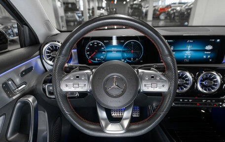 Mercedes-Benz A-Класс, 2021 год, 2 770 000 рублей, 12 фотография