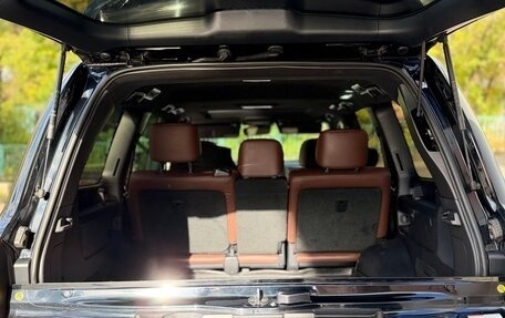Toyota Land Cruiser 200, 2017 год, 4 800 000 рублей, 17 фотография