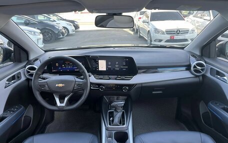 Chevrolet Monza, 2023 год, 1 659 000 рублей, 27 фотография