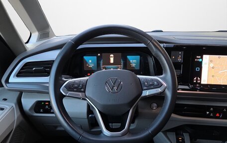 Volkswagen Multivan, 2023 год, 5 050 000 рублей, 7 фотография