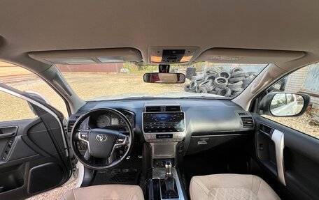 Toyota Land Cruiser Prado 150 рестайлинг 2, 2021 год, 4 780 000 рублей, 11 фотография