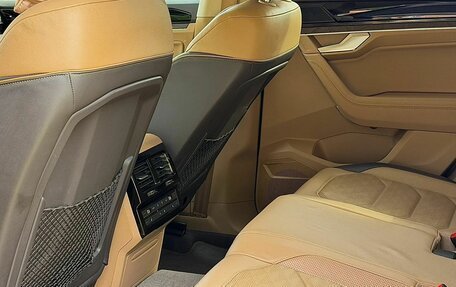 Volkswagen Touareg III, 2021 год, 4 999 000 рублей, 21 фотография