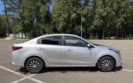 KIA Rio IV, 2020 год, 1 300 000 рублей, 6 фотография